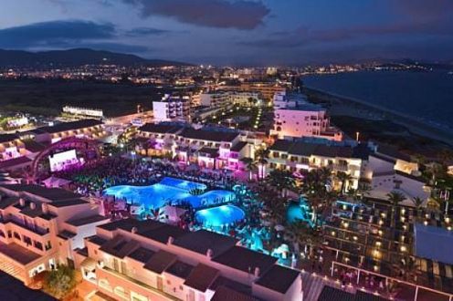 Ushuaia-Beach-Hotel-Ibiza-Spain-Source-hotels-world.com_