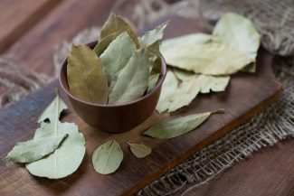 Treats Diabetes with Bay Leaves