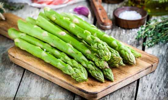 Add Asparagus to Your Six-pack Diet