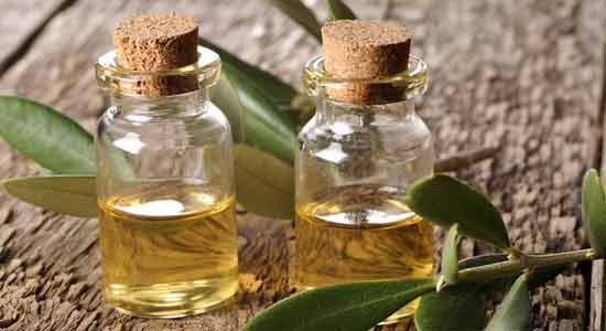 Tea tree oil for smelly hair