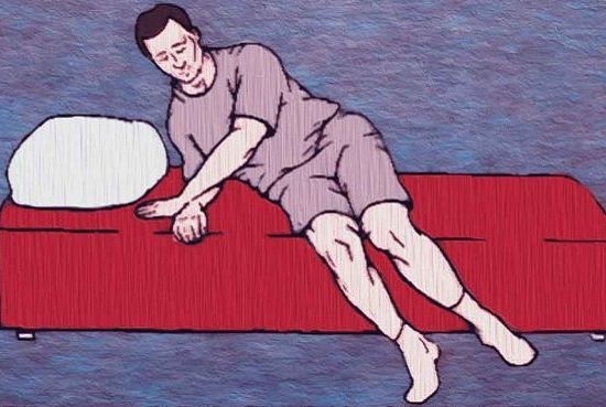 Get-Out-Of-Bed-Correctly-to-avoid-back-pain