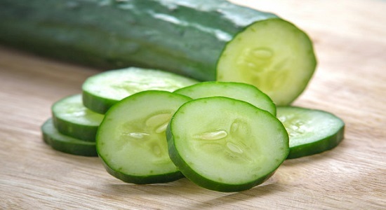Reduce Wrinkles Naturally with cucumber