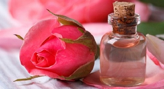 Rose Water for Sagging Skin