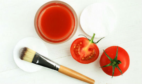 Get Smooth Skin with Tomato Masks