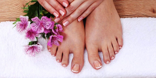 10 tips for hands and feet care in winter10 tips for hands and feet care in winter