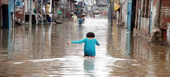 Increase In Incidence Of Diseases After Rainfall: Gujranwala - HTV