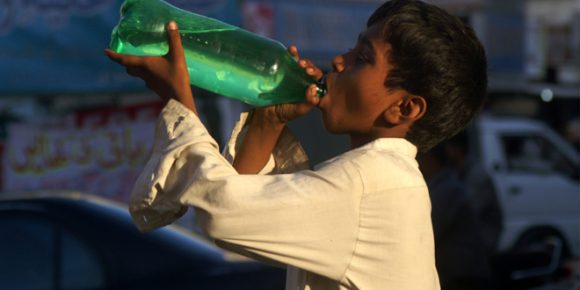 Government negligence: Brain-eating amoeba kills 11 in Karachi - HTV