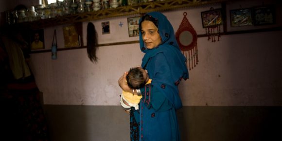 Why Pakistanis need a community midwives program - HTV