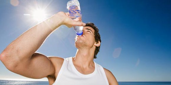 7 easy ways to drink more water daily - HTV