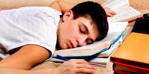 Sleep study shows sleep deprivation detrimental to boys’ health