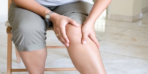 Arthritis causes symptoms