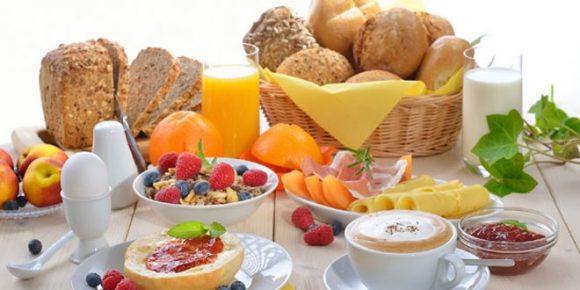 Healthy eating begins with breakfast: Experts