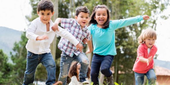 Four-minutes-of-fun-helps-kids-focus-study- fun breaks
