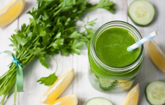 Green-Juice-cucumber-smoothie-vegetable-juices-recipes