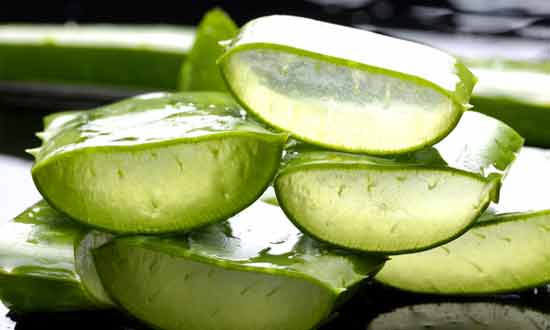 Honey and Aloe Vera Mask Natural Ways to Lighten Dark Knees and Elbows At Home