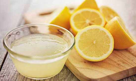 Lemon to Lighten Dark Knees and Elbows