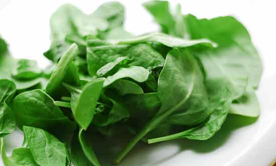 Spinach to Reduce Bruises Naturally